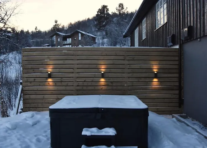 Semesterbostad Luxury With Jacuzzi